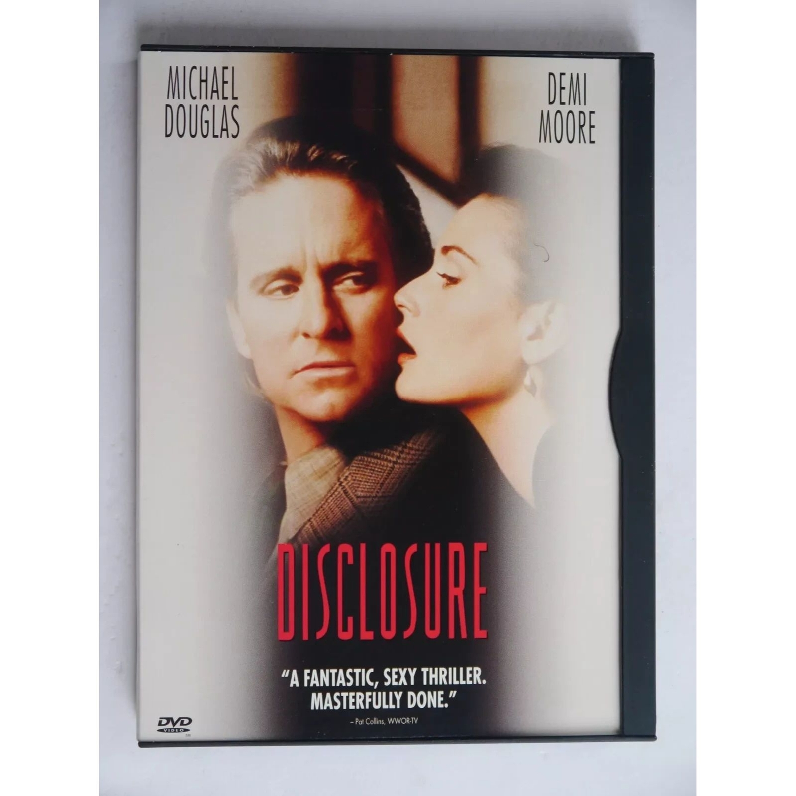 DISCLOSURE – Michael Douglas Demi Moore DVD New And Sealed Snap Case