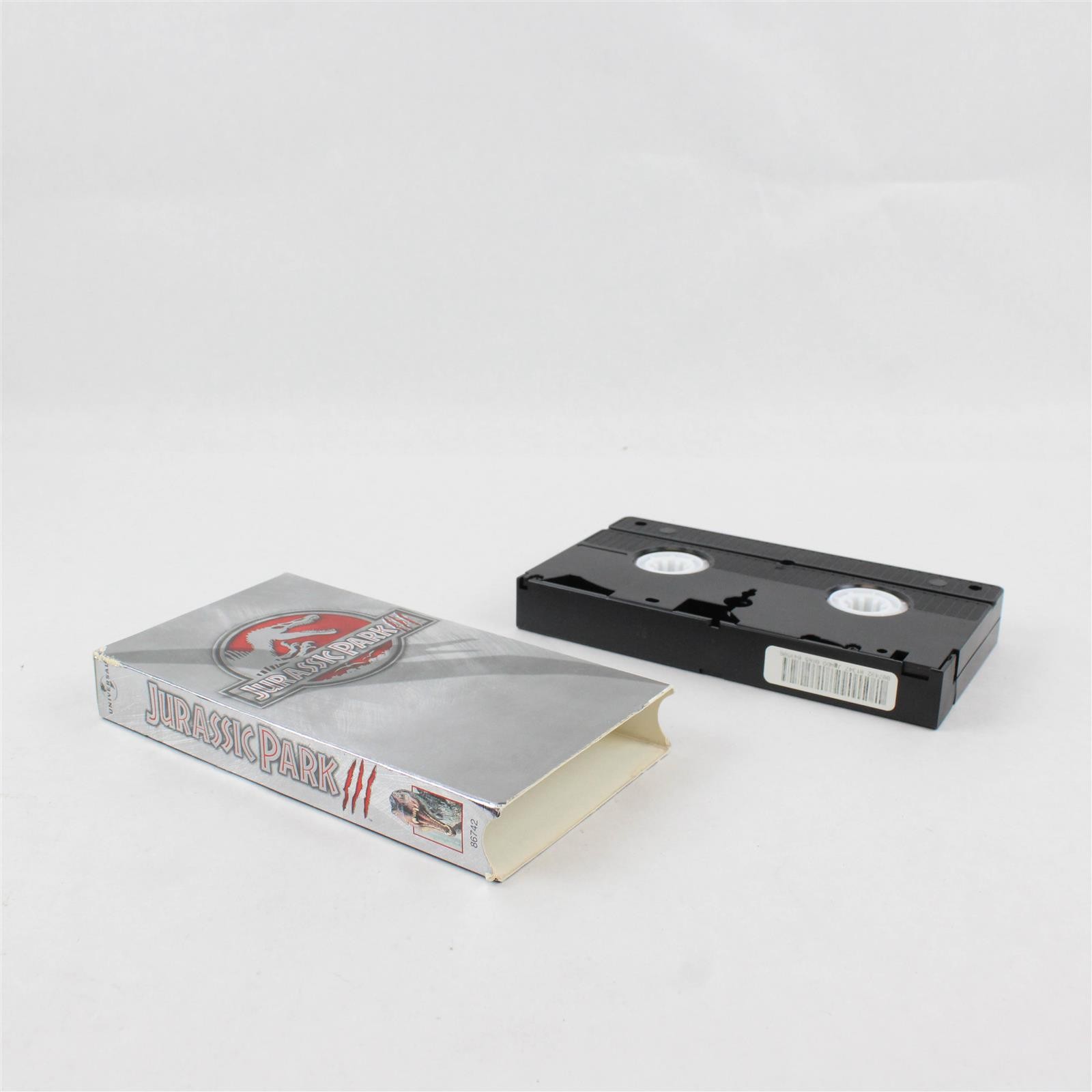 Jurassic Park 3 Directed By Joe Johnston (VHS, 2001, Universal Studios, Action)