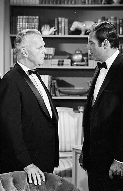 Neil Hamilton Adam West Batman 1967 Old Tv Photo 1