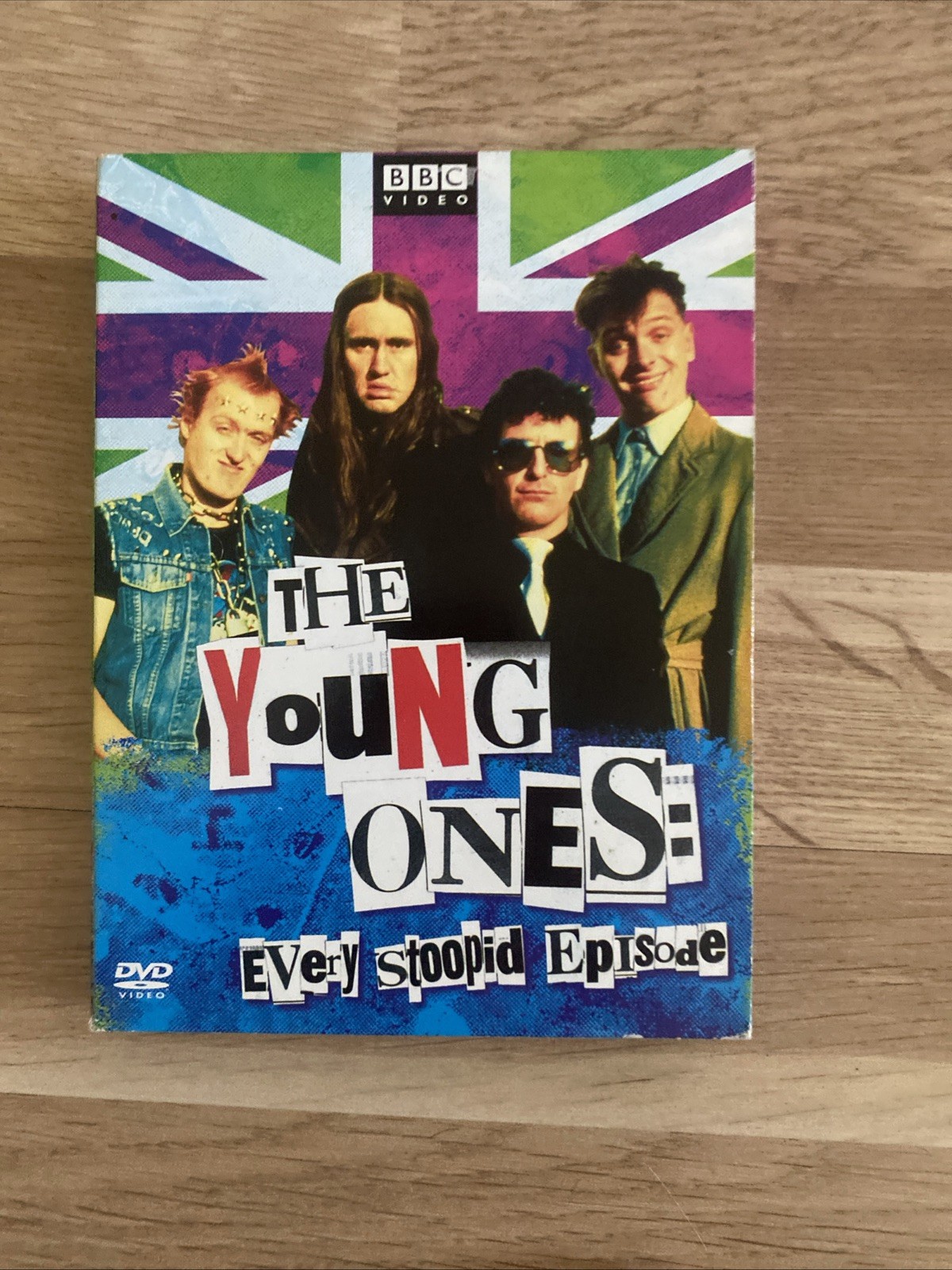 THE YOUNG ONES EVERY STOOPID EPISODE 3 DISC DVD SET BBC VIDEO RARE OPP COMEDY