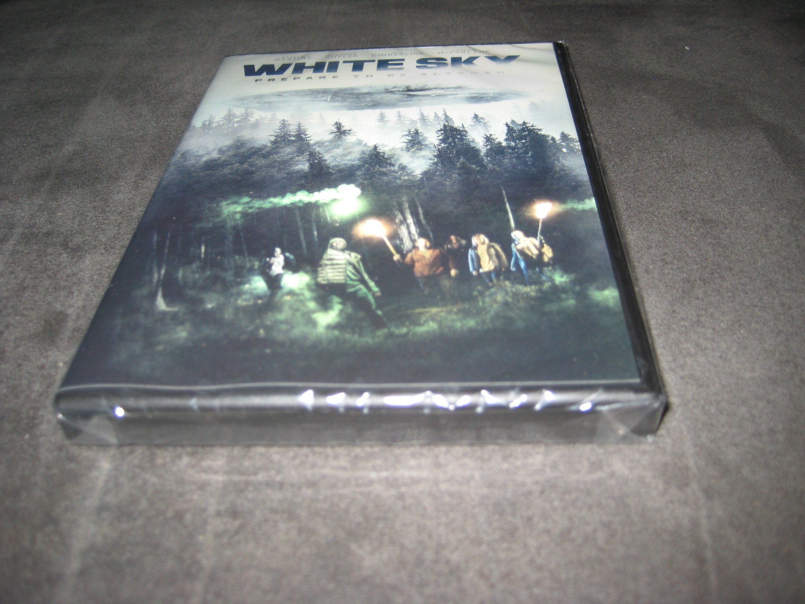 WHITE SKY (DVD 2021) BRAND NEW – NOT RATED – WIDESCREEN – HORROR
