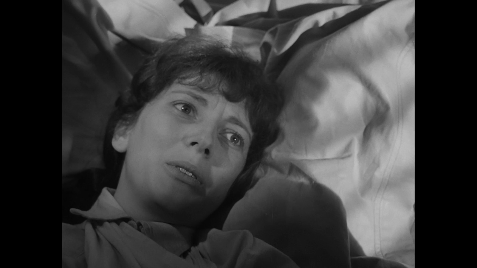 SECRET PEOPLE (1952, Audrey Hepburn)
