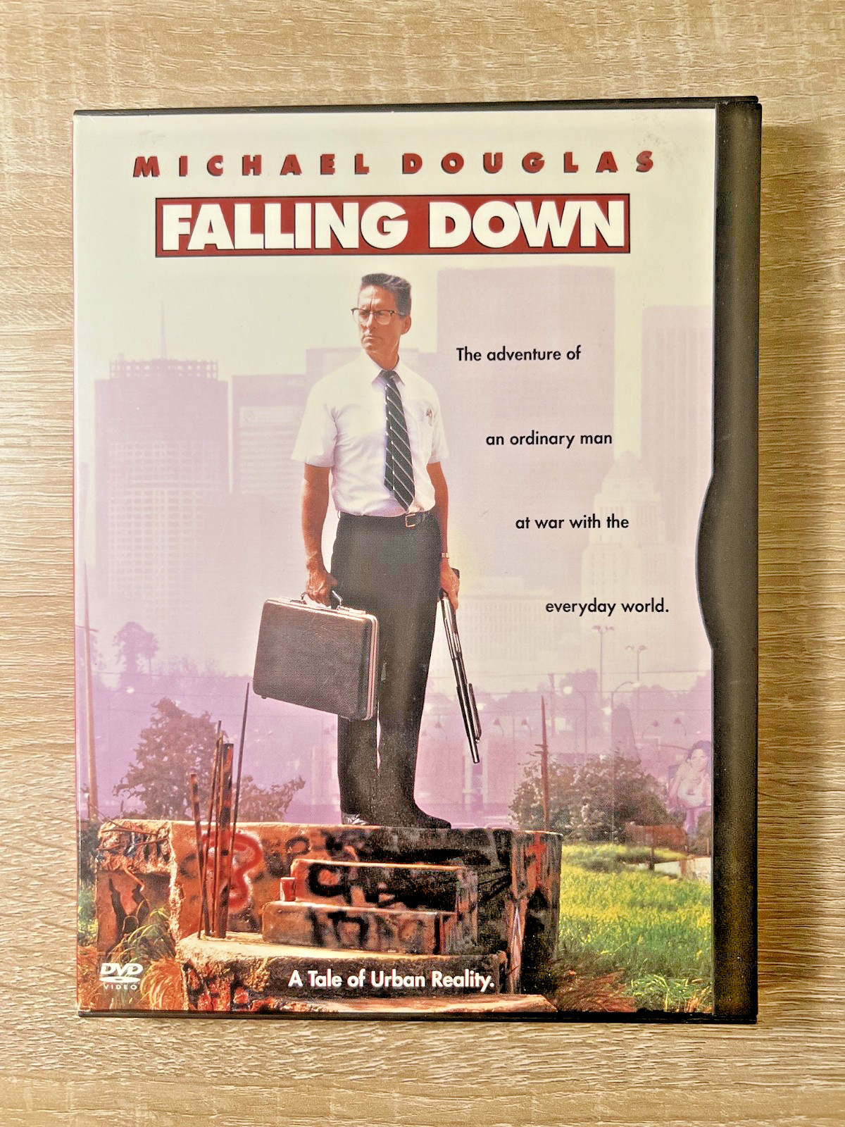 Falling Down DVD 1992 Michael Douglas Robert Duvall Movie 1992 Drama Action 90’s