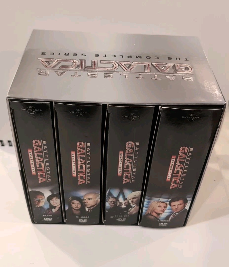 Battlestar Galactica The Complete Series Box Set 25 DVDs Pre-Owned Exc Discs