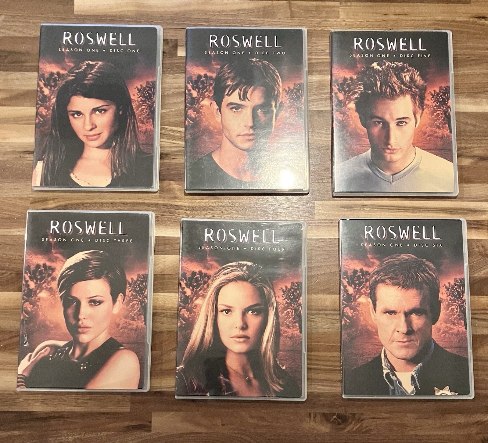 ROSWELL Complete Series DVD Lot Seasons 1-3 Sci-Fi Television TV Set