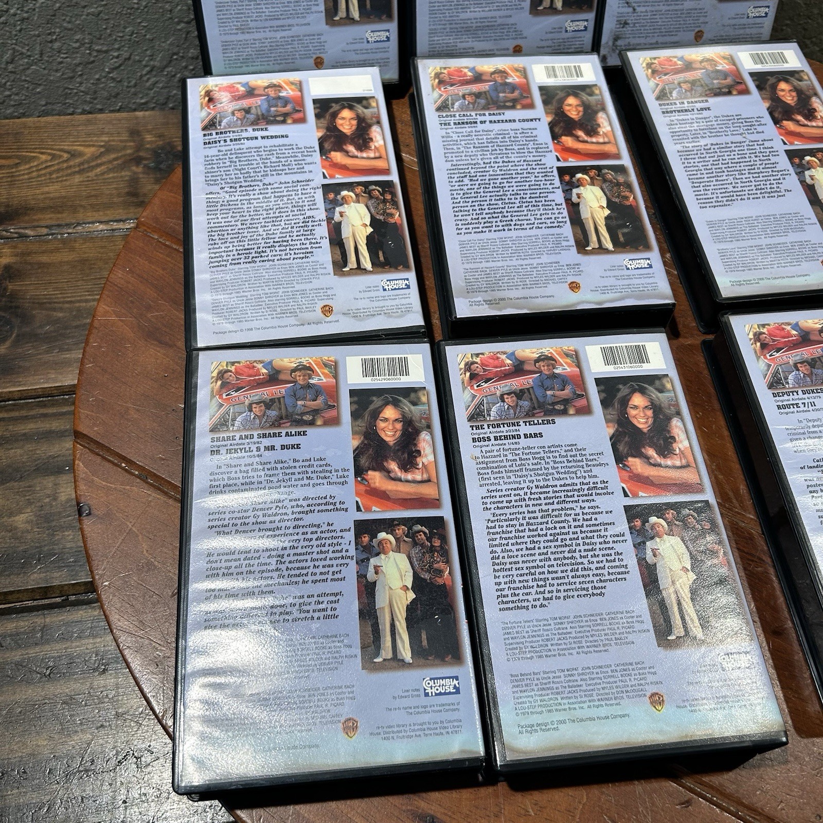 The Dukes of Hazzard Collector’s Edition VHS Tape Lot of 30 Columbia House ReTV