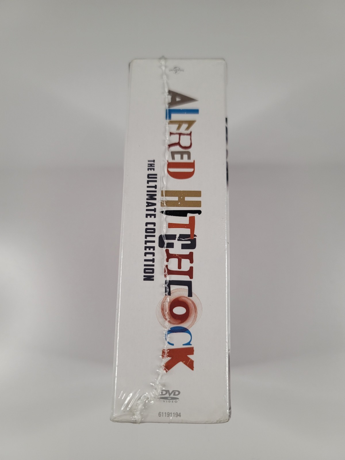 Alfred Hitchcock: The Ultimate Collection (DVD 17-Disc Set) New Read Description
