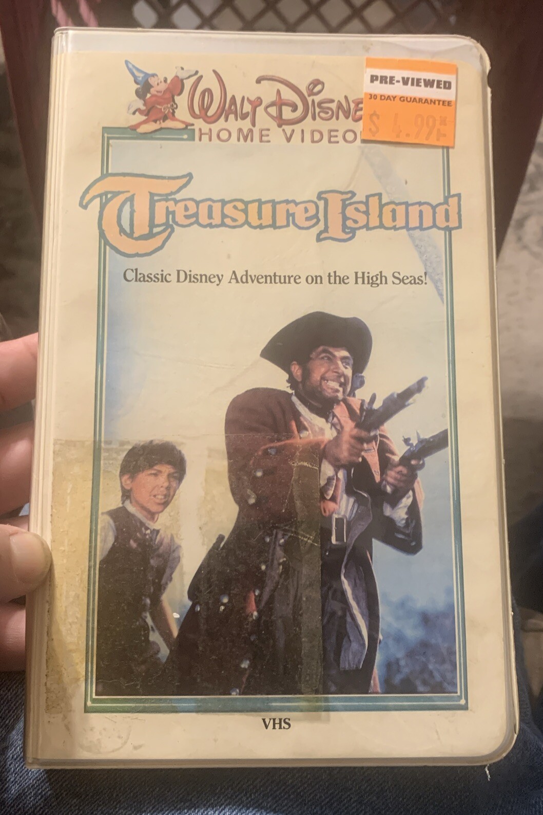 Treasure Island (VHS 1950, Clamshell) Bobby Driscoll, Robert Newton, Walt Disney