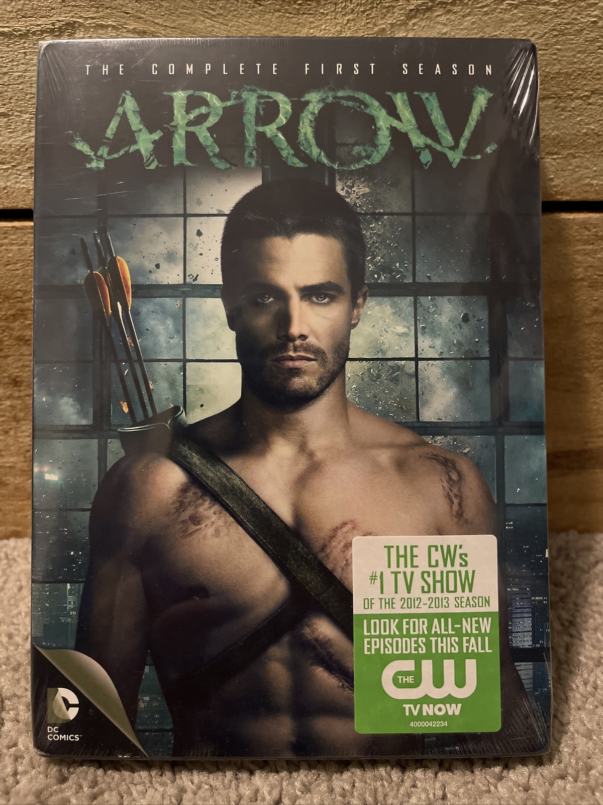 Arrow: Season One DVD Stephen Amell, Katie Cassidy, Colin Donnell, David Ramsey,