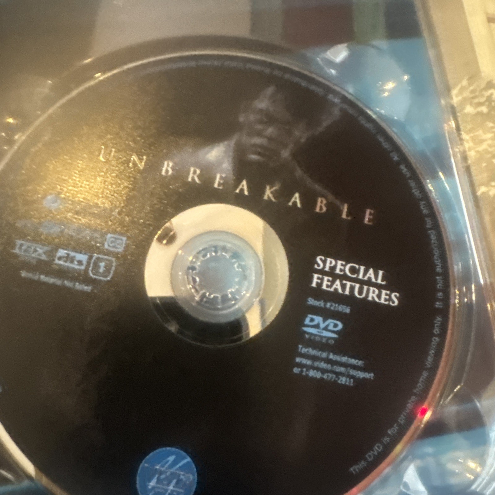 Unbreakable (DVD, 2001, 2-Disc Set, Vista Series)
