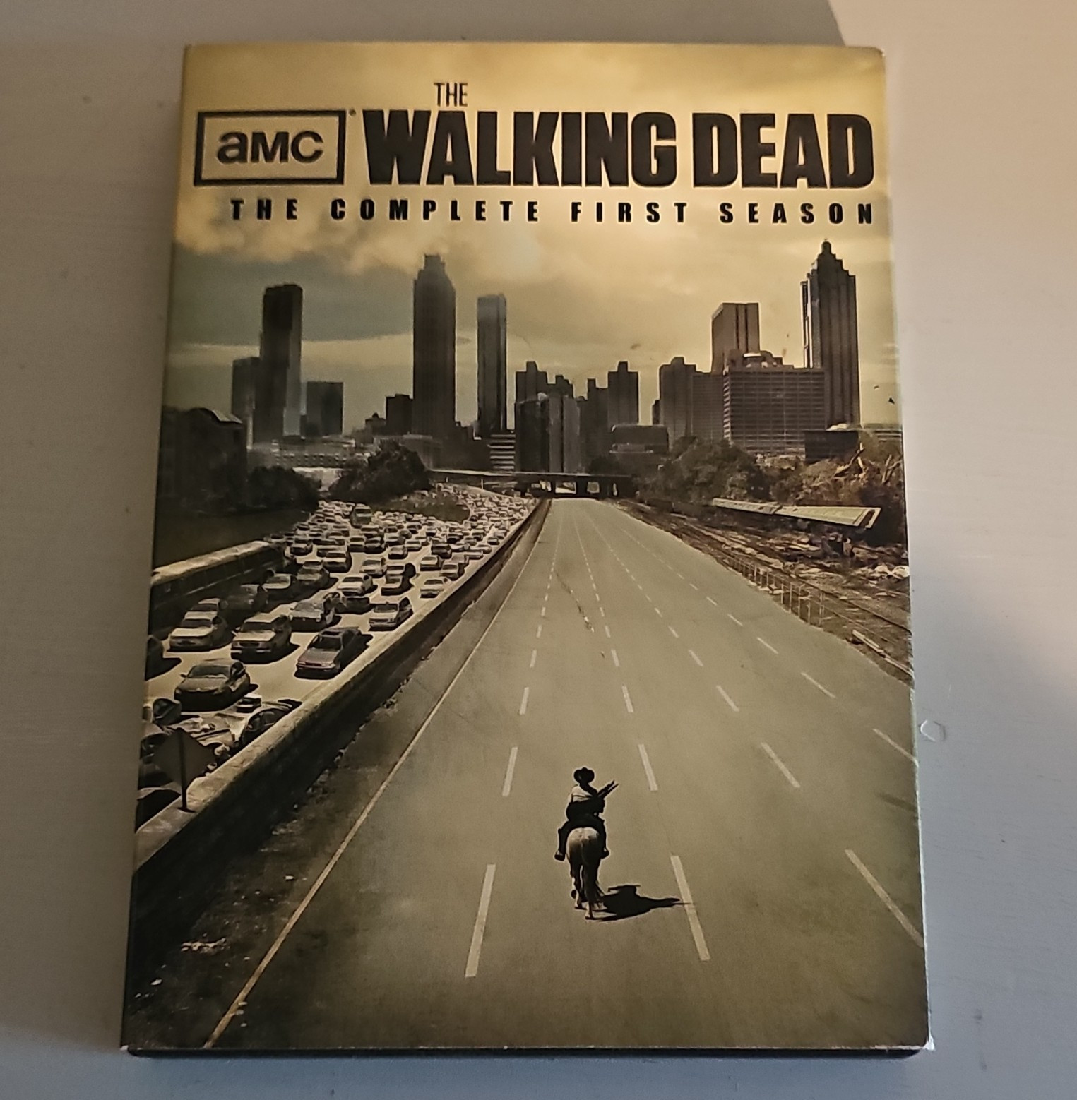 The Walking Dead Complete First Season DVD Widescreen R1 2010 NR