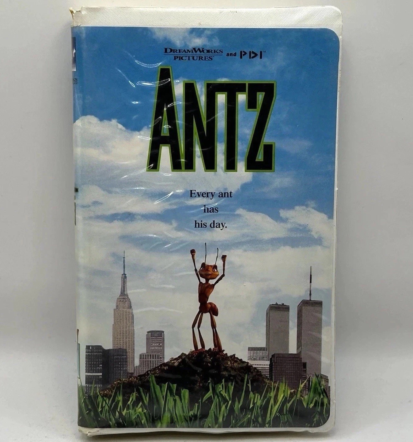 Antz VHS DreamWorks Video Tape Animation Movie Ants Vintage Clamshell Nearly New