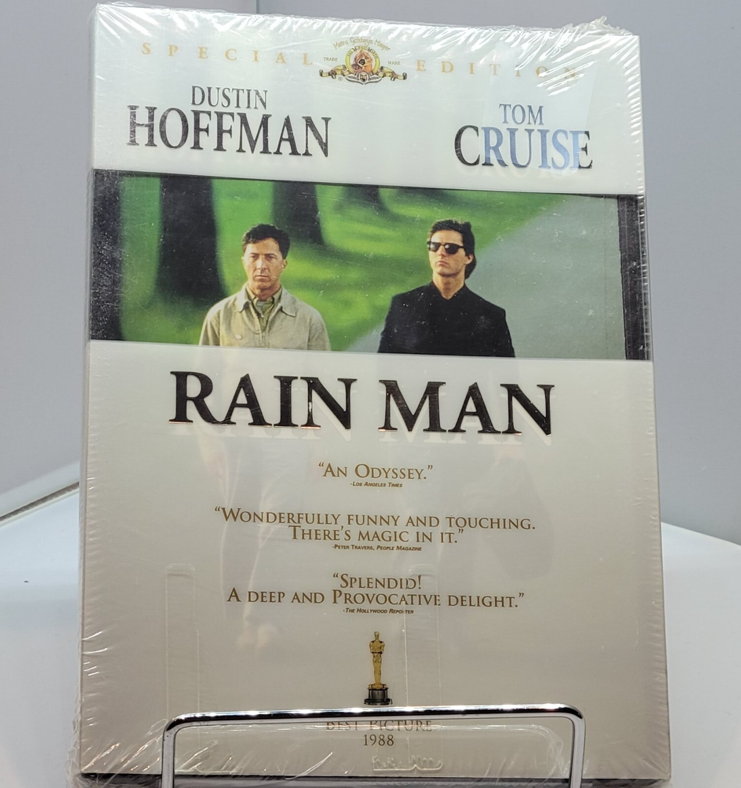 Rain Man with Tom Cruise and Dustin Hoffman, Special Edition Sleeved Case