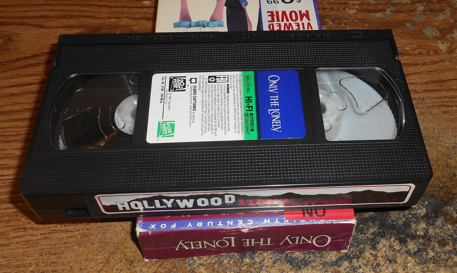 ONLY THE LONELY 1991 VHS/A CHRIS COLUMBUS FILM/JOHN CANDY/MAUREEN O’HARA!