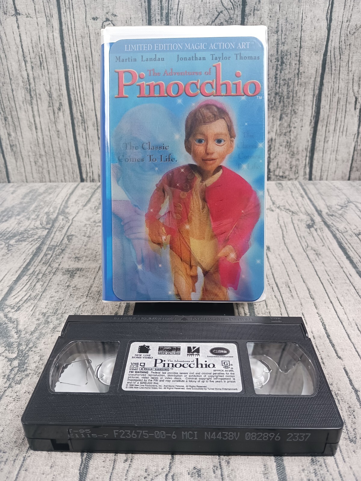 The Adventures of Pinocchio (VHS, 1996, Clamshell) Pre-Owned, Good Condition