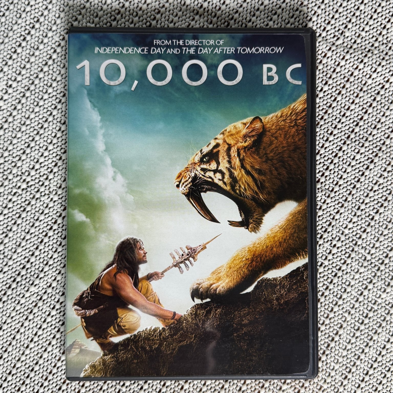 10,000 BC DVD 2008 Widescreen Full-Screen Roland Emmerich Special Features