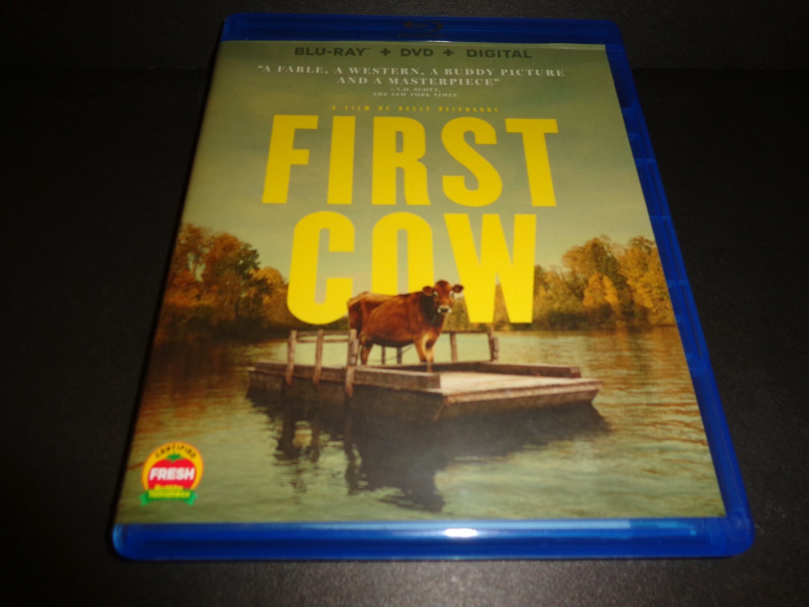 FIRST COW-Two travelers start business using another person’s cow’s milk-BLU RAY