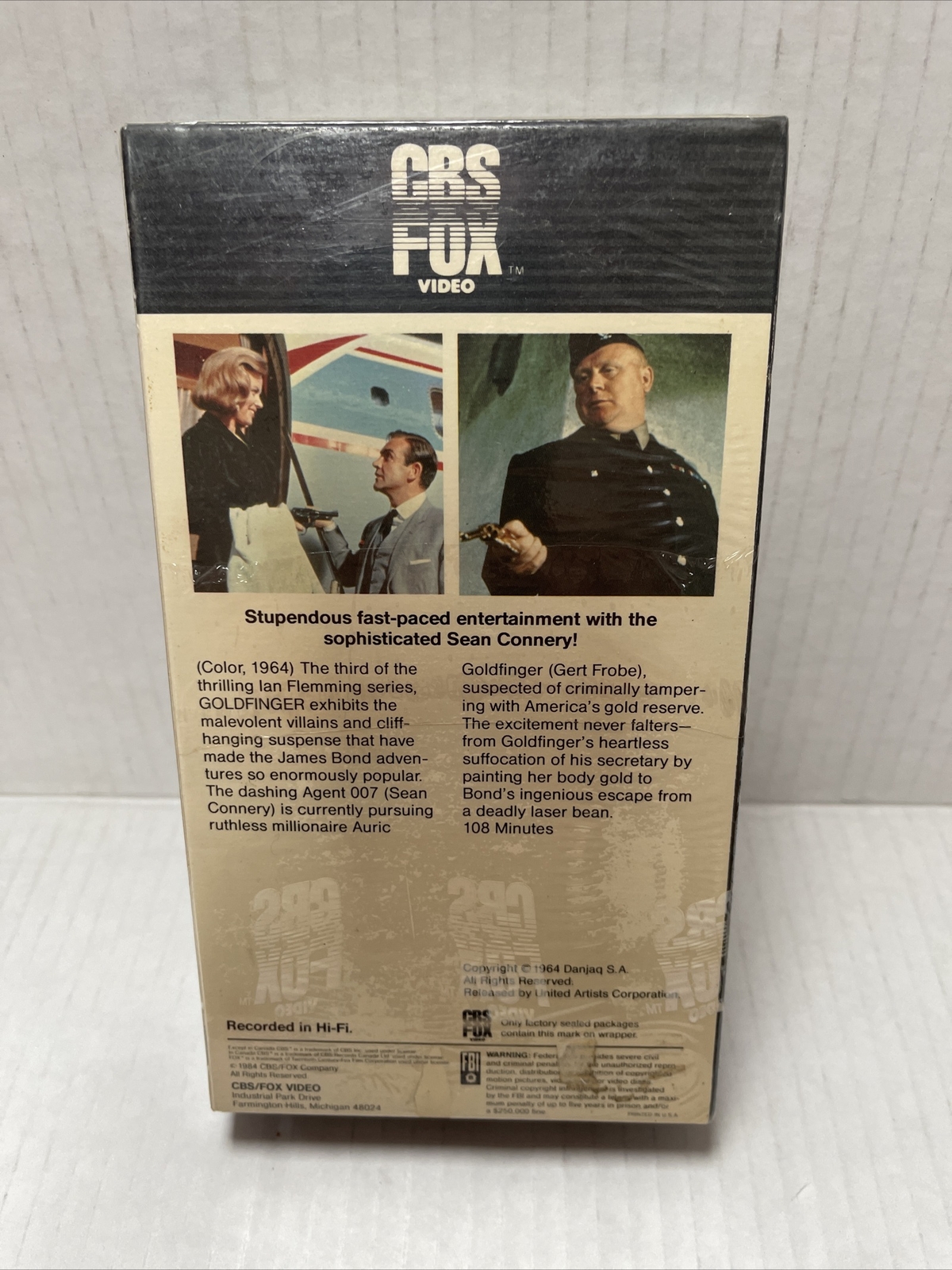 JAMES BOND 007″GOLDFINGER”SEAN CONNERY VHS..1984…CBS-FOX.Water Marks Sealed!!!