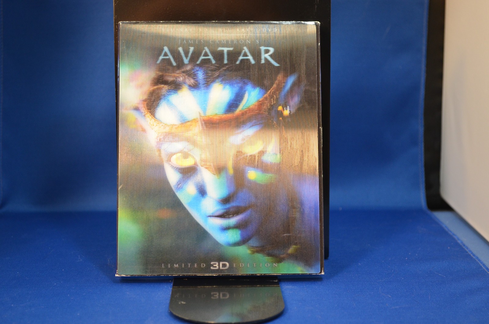 Avatar (3D Blu-ray 2012 with Holographic Lenticular Slipcover