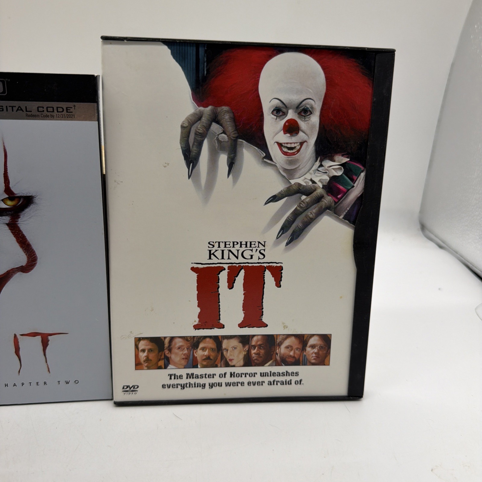 Stephen King’s IT 1 & 2 And 1990 Original Miniseries Blu Ray And Dvd
