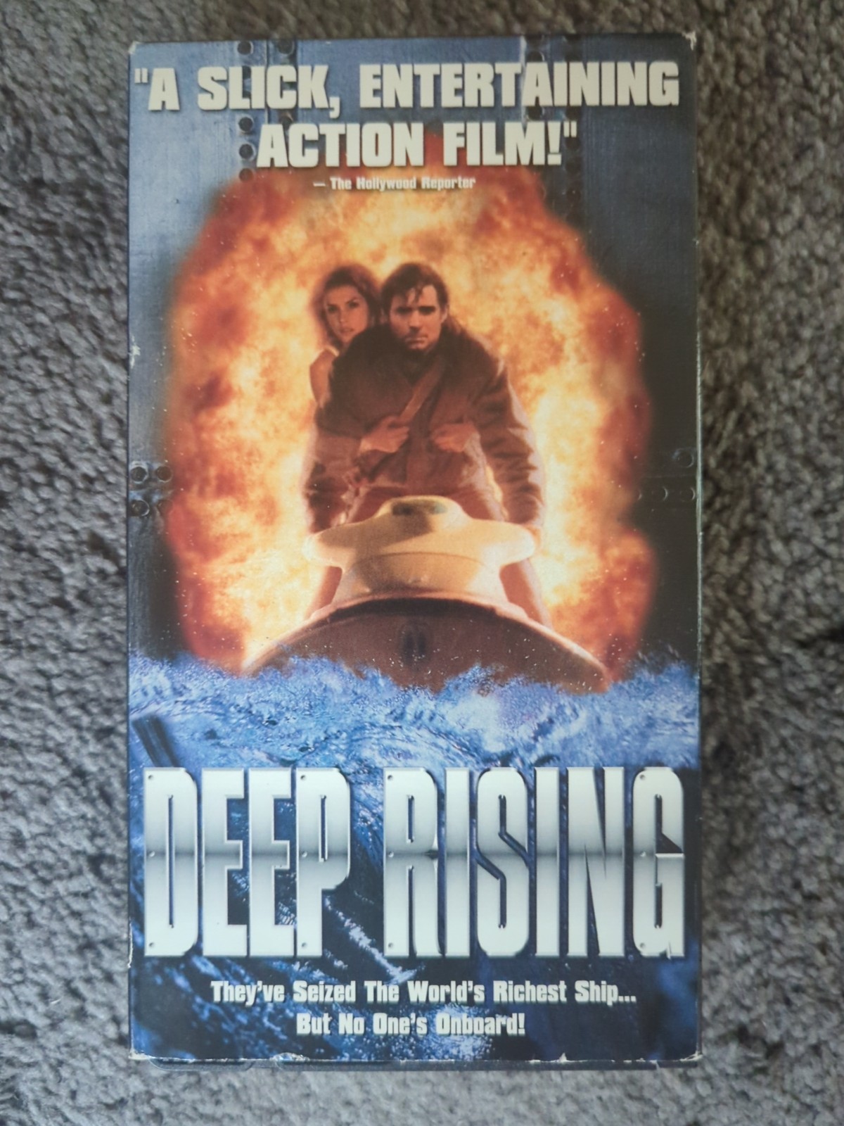 Deep Rising 1998 VHS Treat Williams Horror Film creature feature