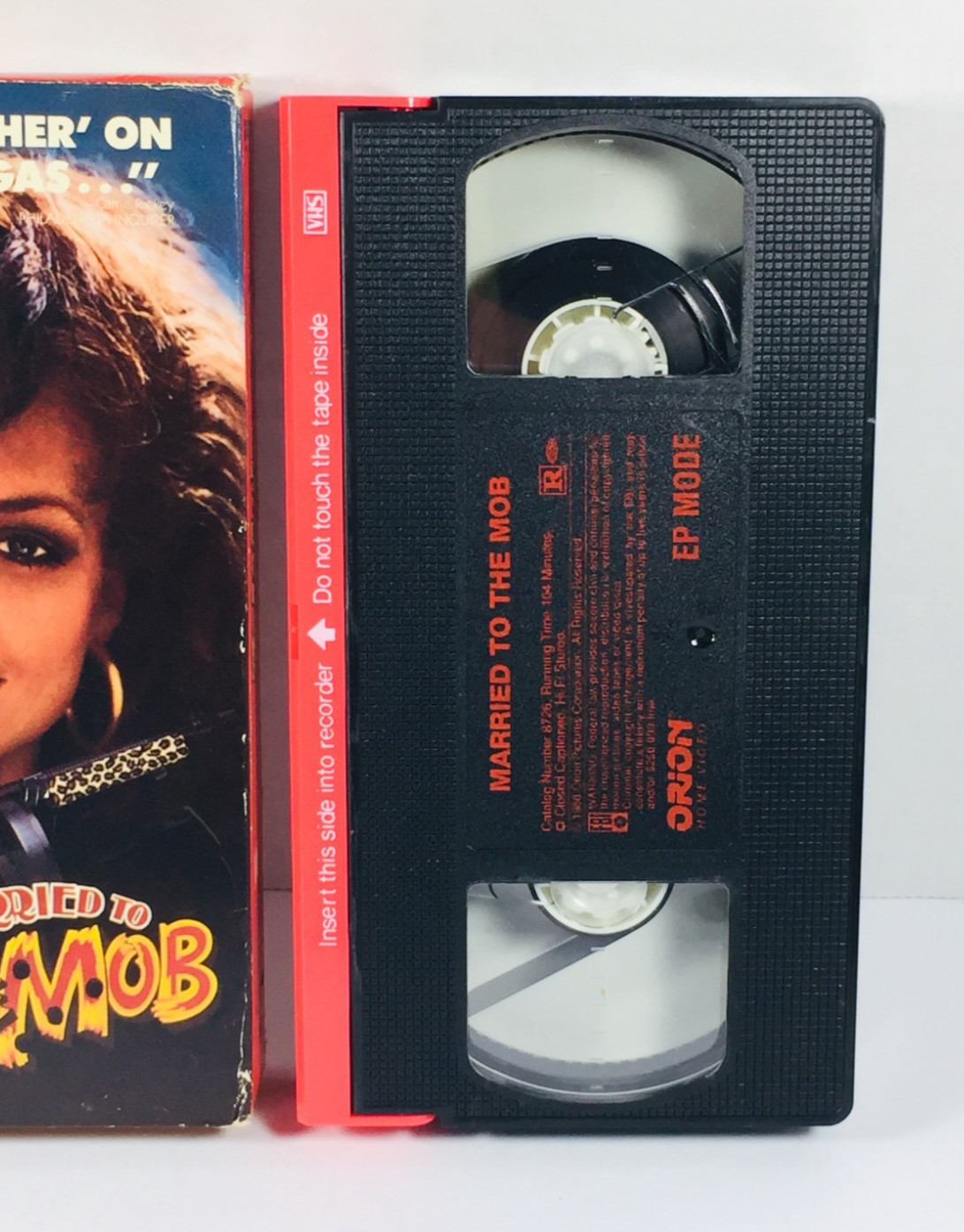 MARRIED TO THE MOB (1988) VHS TAPE MOVIE (EP MODE) RED TAPE MICHELLE PFEIFFER+++