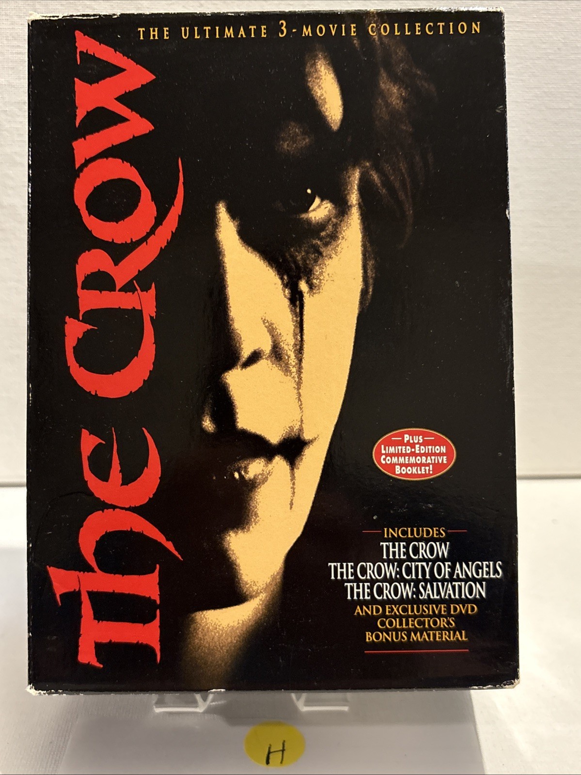 The Crow Ultimate Collector’s DVD Box Set (3-Movie + Bonus Disc & Booklet). H