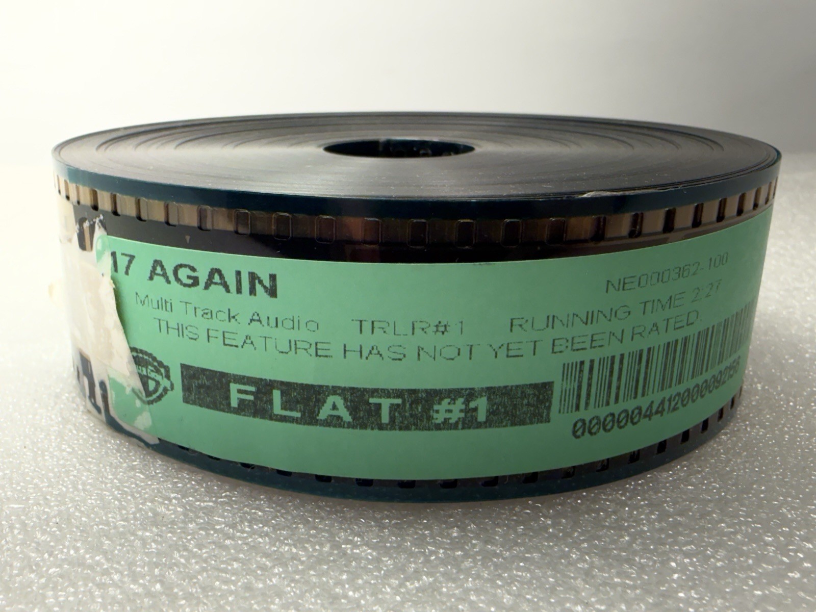 17 AGAIN ORIGINAL 35mm MOVIE THEATER FILM TRAILER
