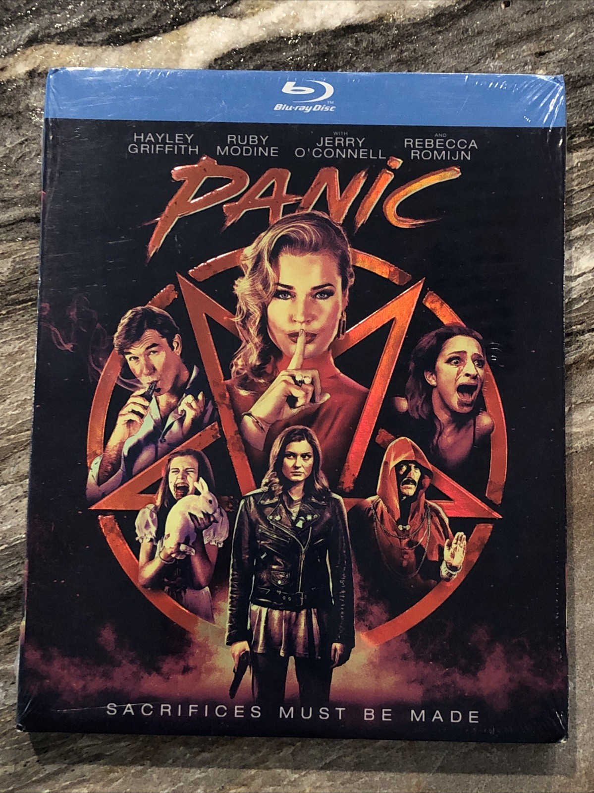 Satanic Panic 2019 Blu-ray Jerry O’ Connell Rebecca Romijn New Sealed