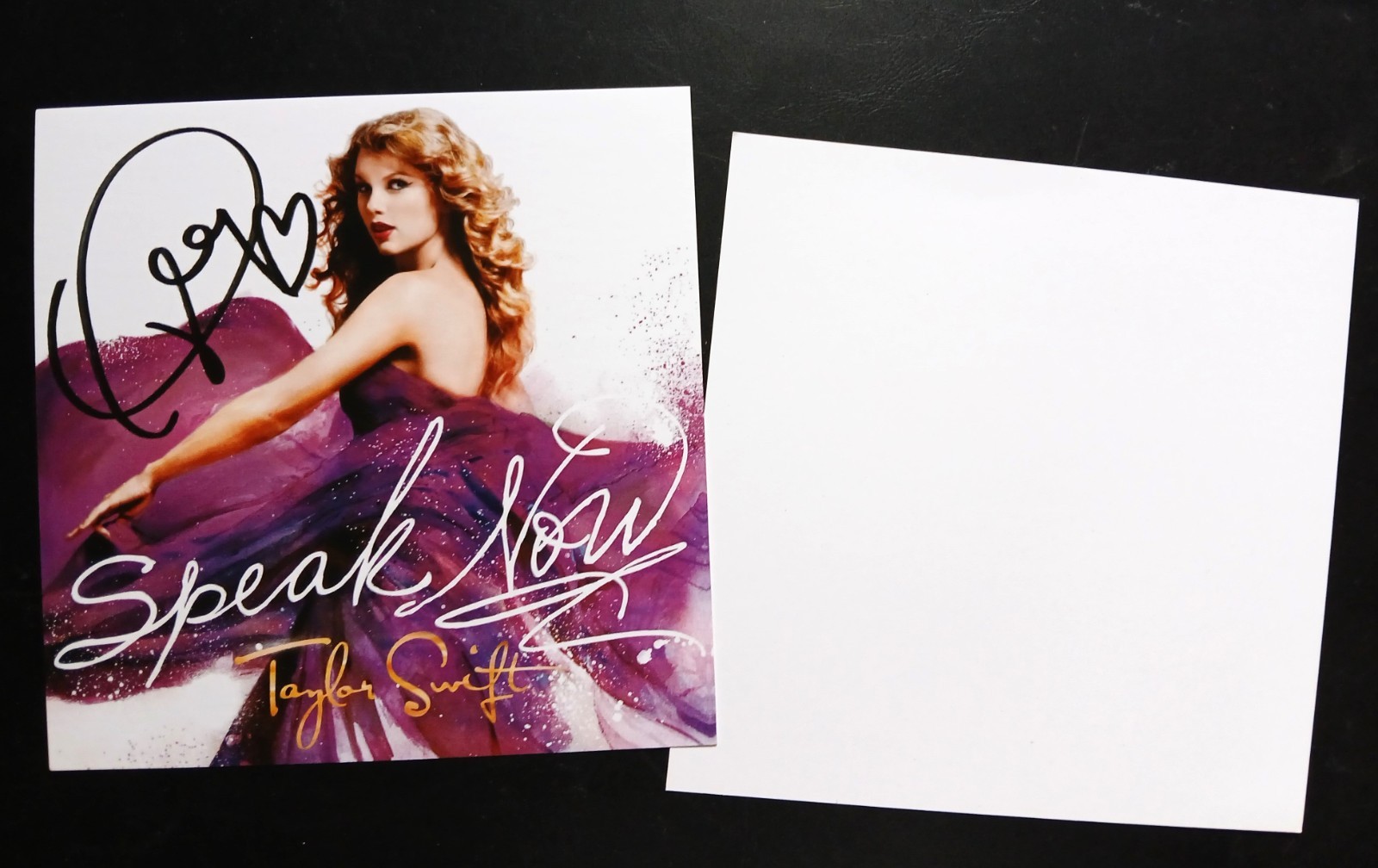 Taylor Swift Speak Now Worldtour Live Blu~ray with Signed Reprint photocard ~New
