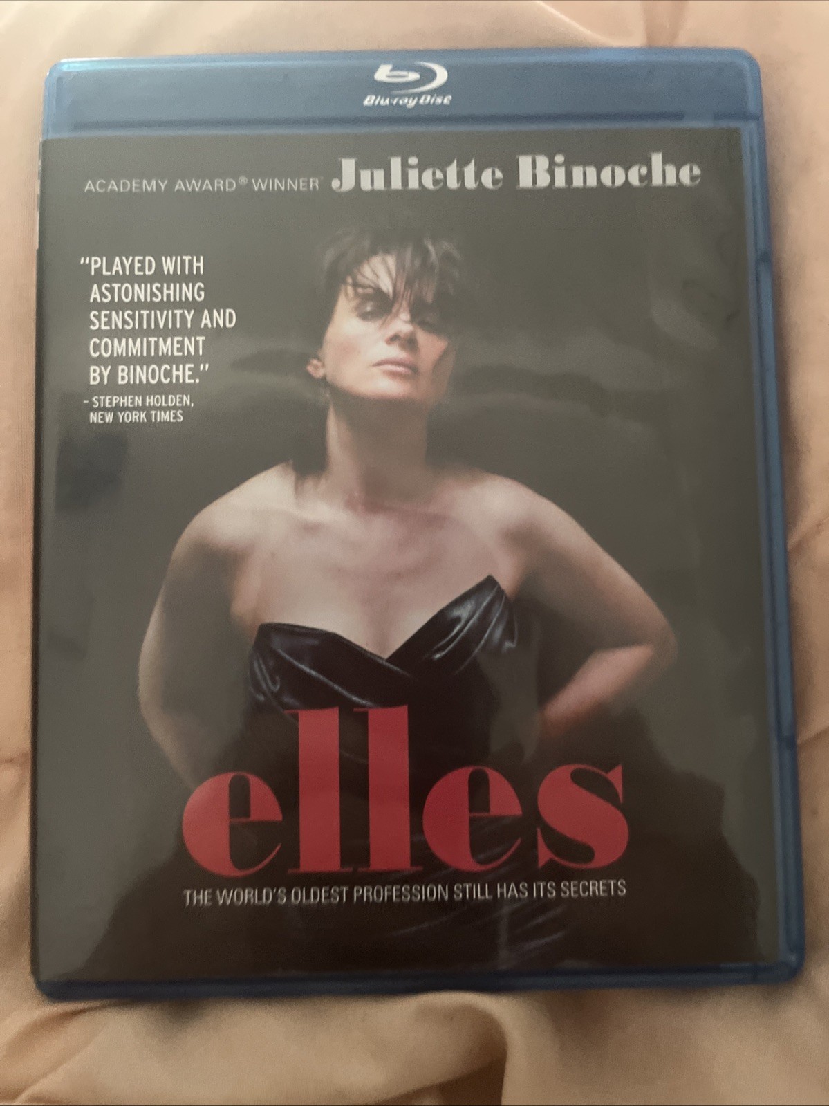 Elles (French With English Subtitles) Like New