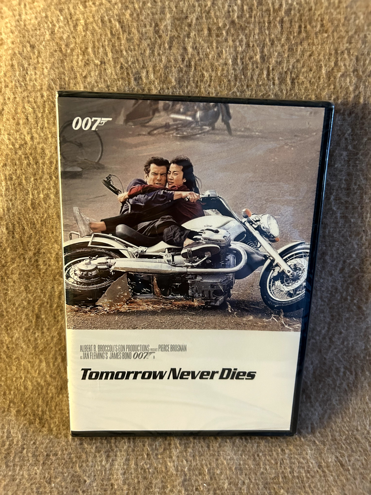007 BRAND NEW DVD Lot – 7 Movies – ALL SEALED – Pierce Brosnan – Daniel Craig
