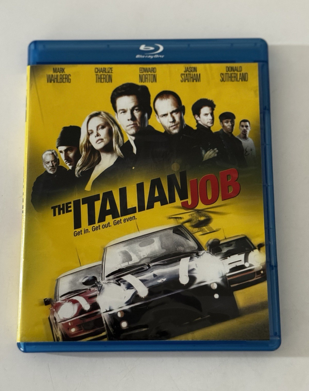 Paramount Pictures The Italian Job (Blu-ray) 2003 PG-13 F. Gary Gray Wahlberg