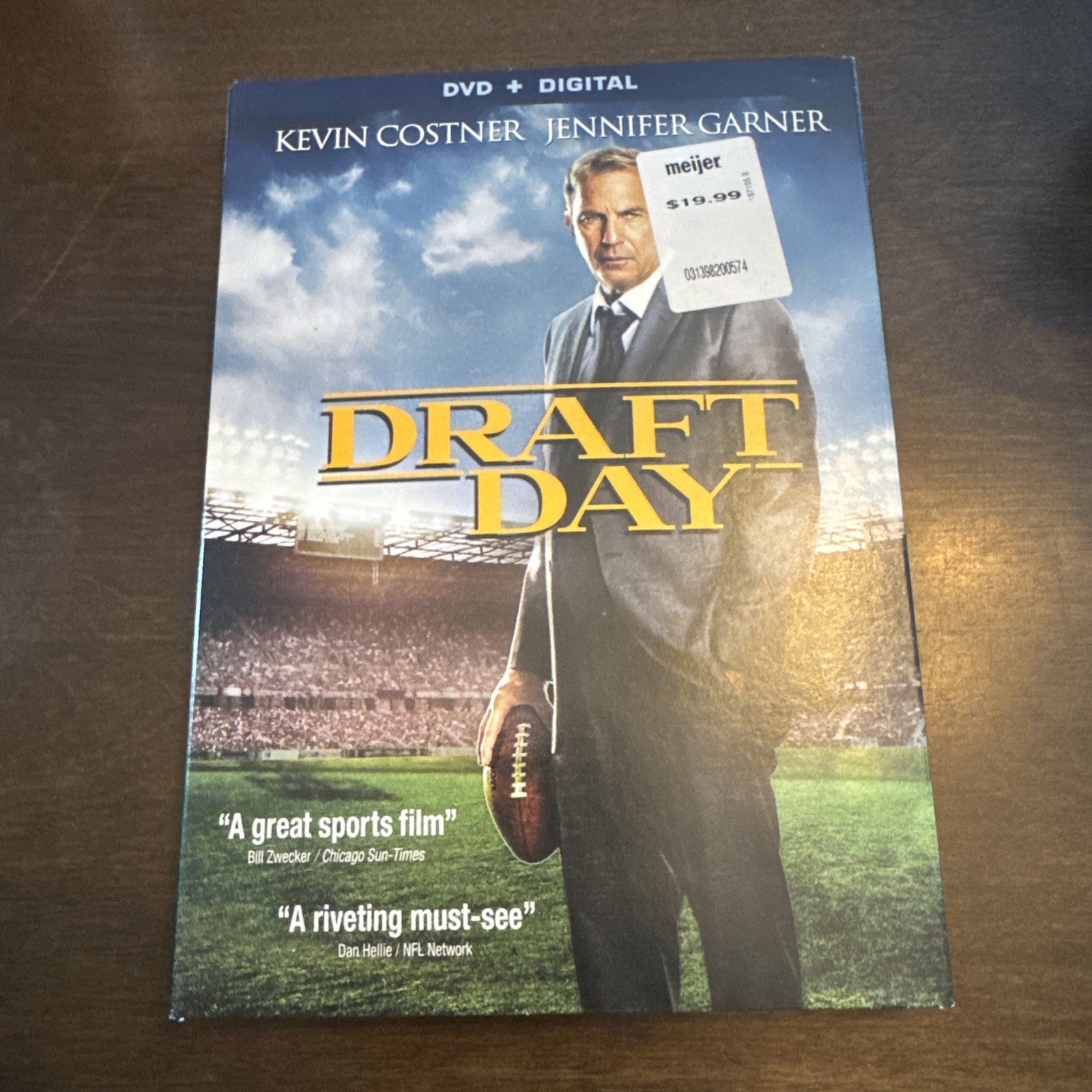 Draft Day (DVD, 2014) With Slipcover And Digital Copy