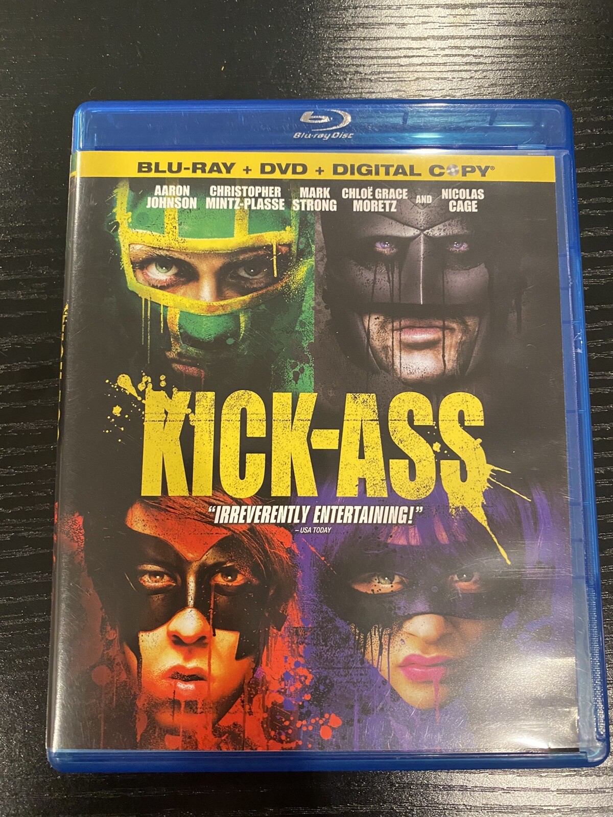 Kick-Ass Blu-ray & DVD – Matthew Vaughn Aaron Johnson Nicolas Cage