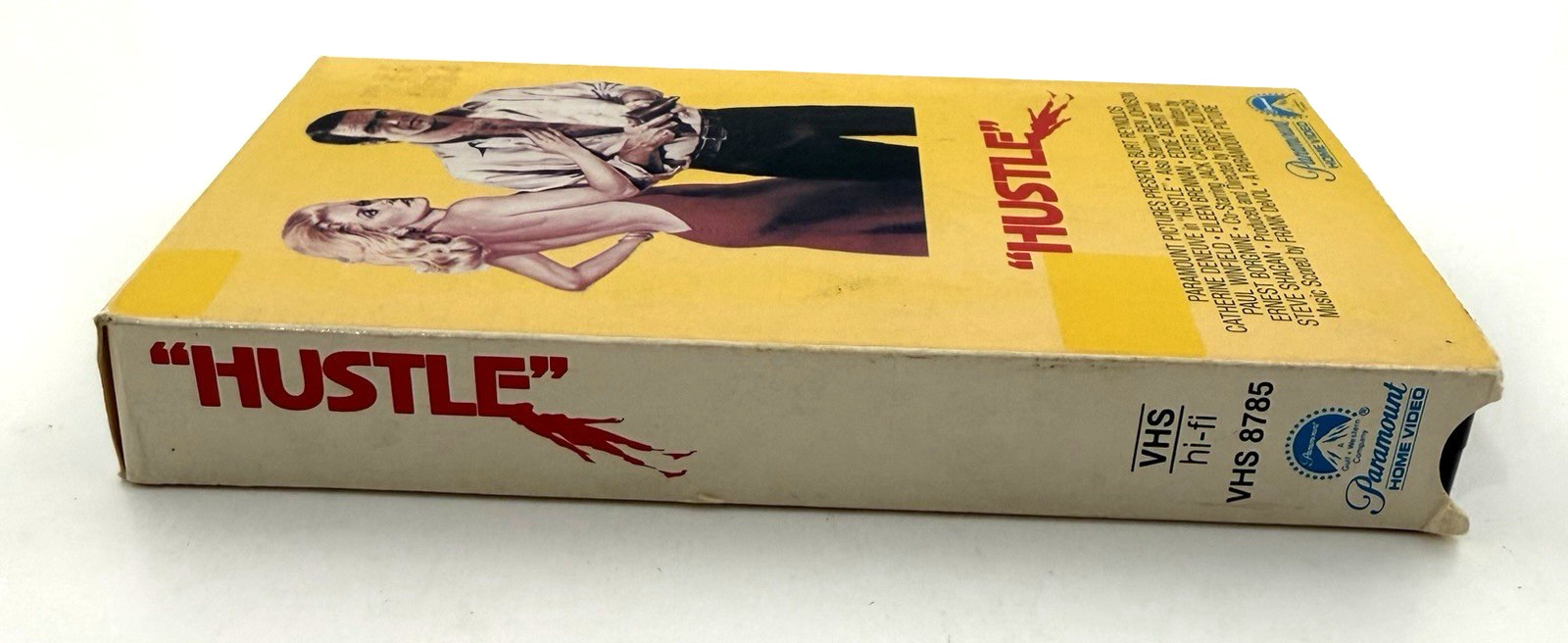 HUSTLE VHS Paramount Home Video Burt Reynolds Catherine Deneuve Thriller