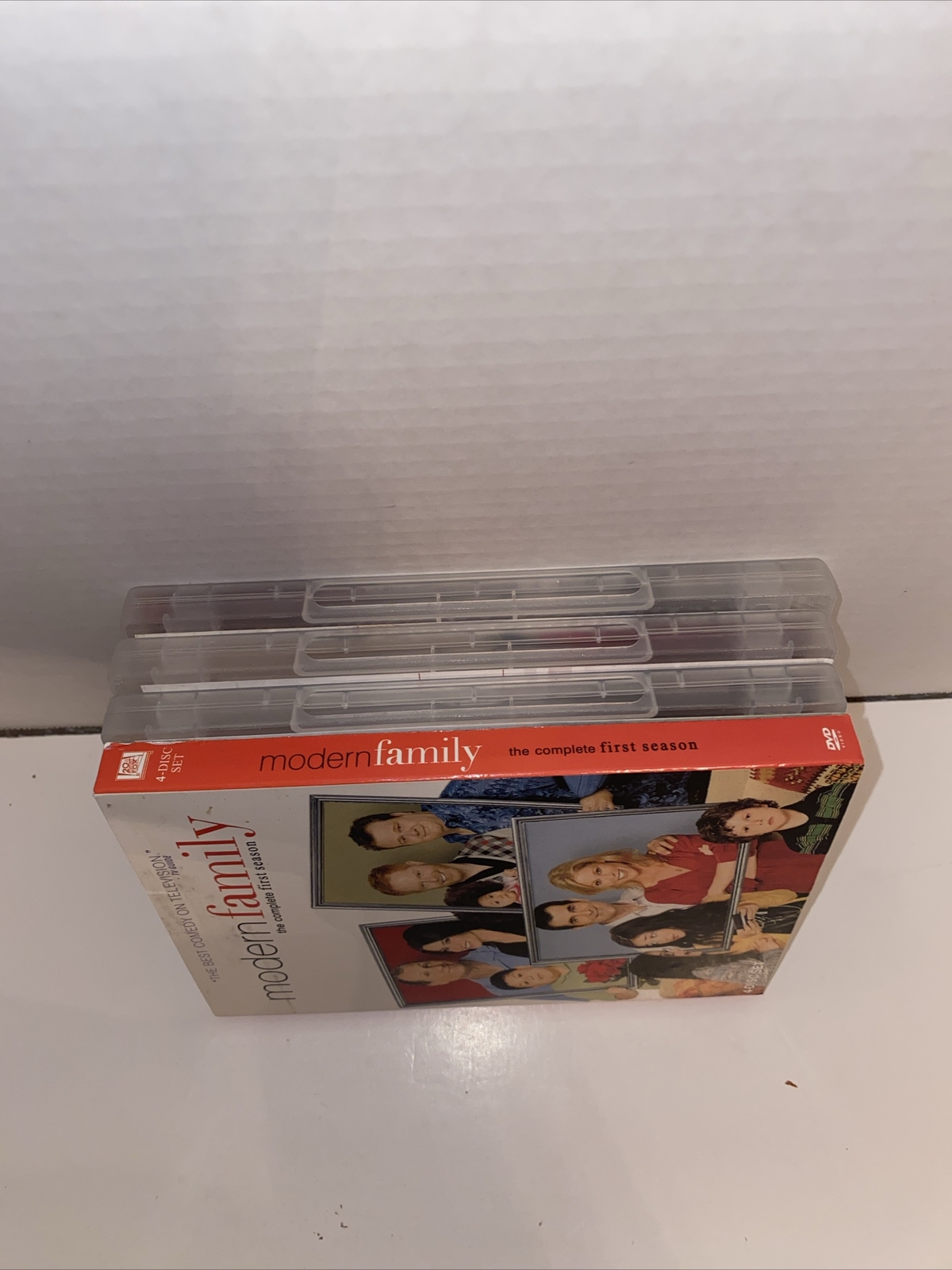 Modern Family DVD Lot Complete Season 1 2 3 4 Comedy TV Show Ed O’Neill Vergara