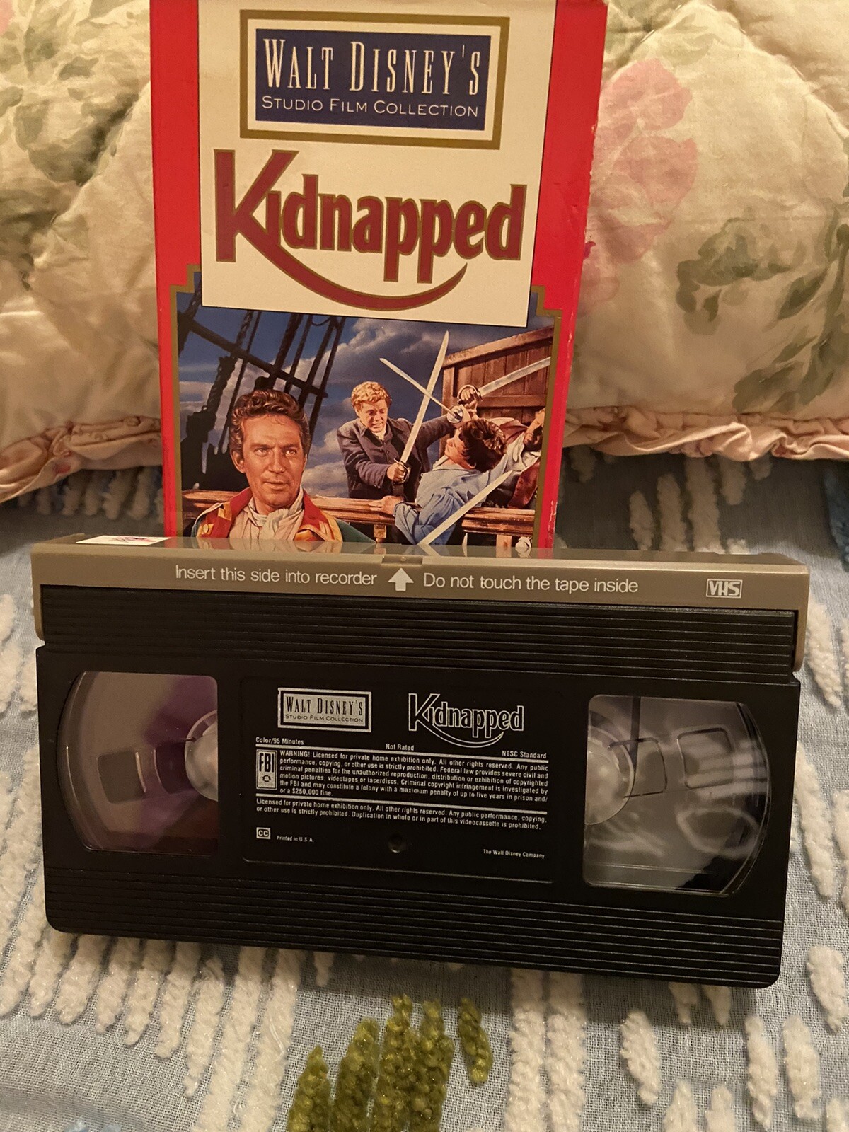 Walt Disney’s Kidnapped VHS Peter Finch James MacArthur