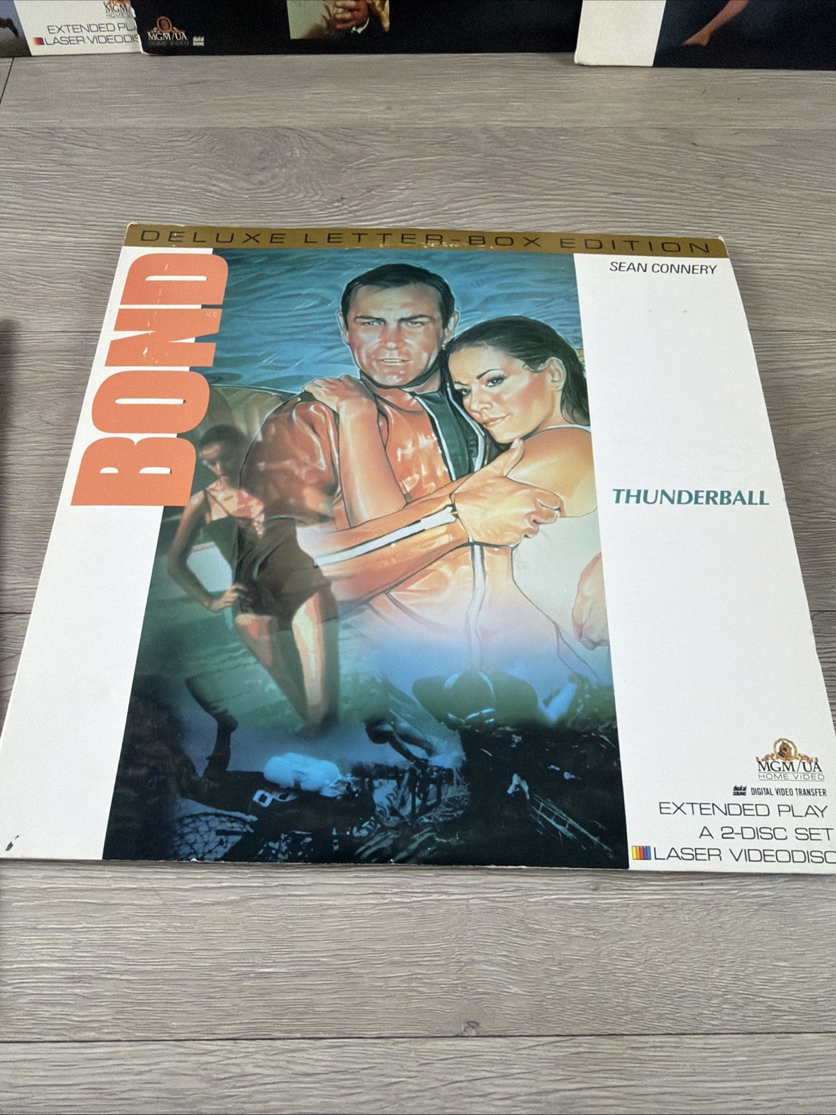 Lot of 5 James Bond Laserdisc Movies Goldfinger, Dr. No, Thunderball Etc