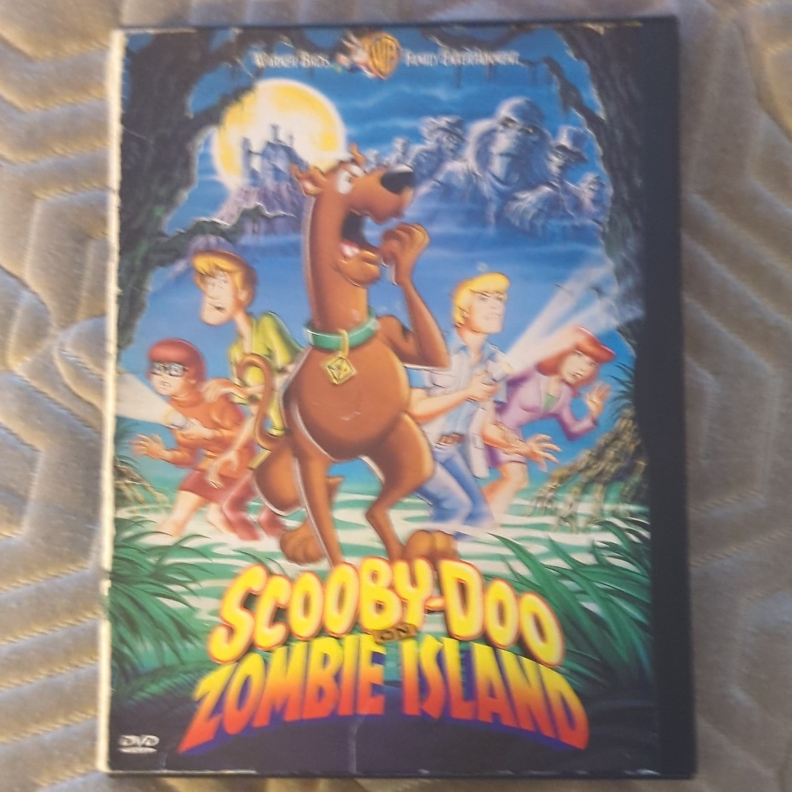 Warner Home Video Scooby-Doo on Zombie Island DVD NR 77 Min Tall Case