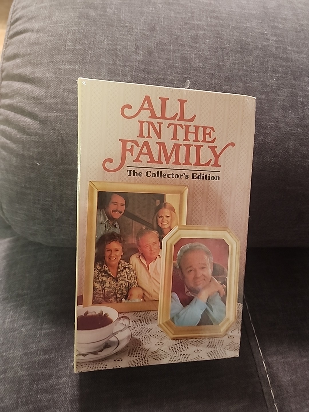 All in the Family –The Collector’s Edition VHS (Carroll O’Connor,Norman Lear NEW