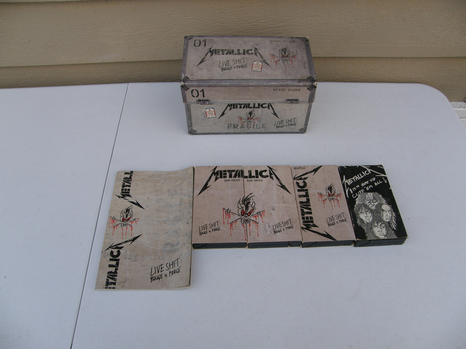Metallica Live Shit: Binge and Purge (4) VHS Tapes Box Set with Program FREE 48
