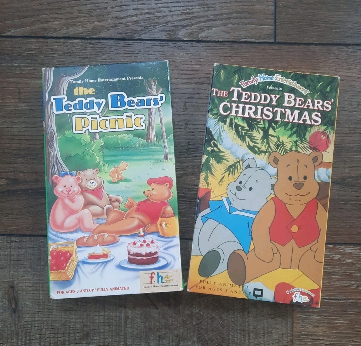 The Teddy Bears’ Picnic & The Teddy Bears’ Christmas (VHS), 2 Tapes