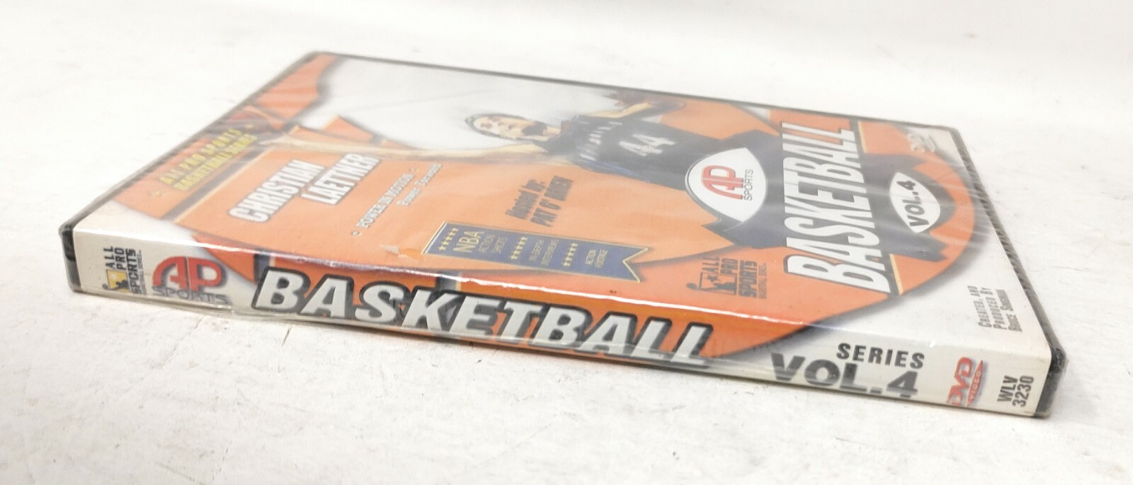 AP Sports Basketball – Vol. 4 Christian Laettner DVD