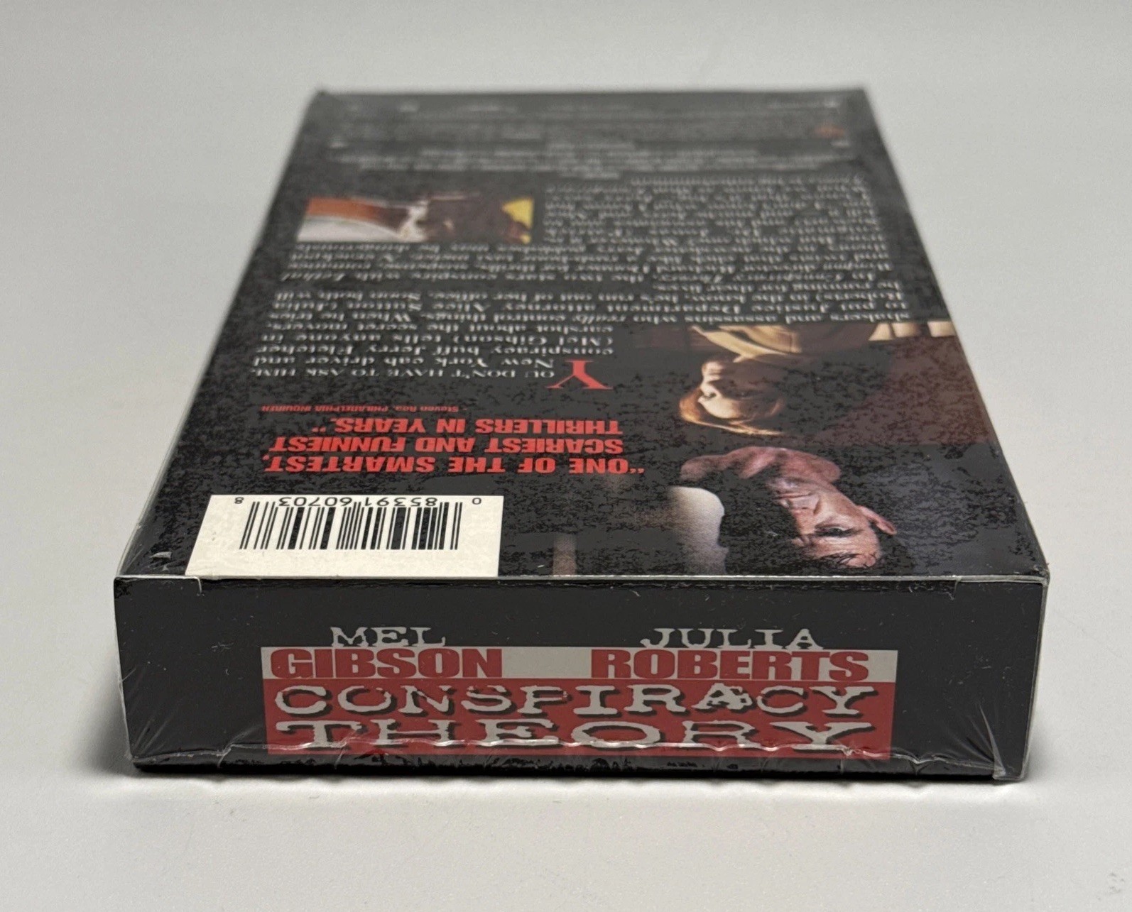 Conspiracy Theory VHS 1997 Factory Sealed Mel Gibson Julia Roberts Warner Bros