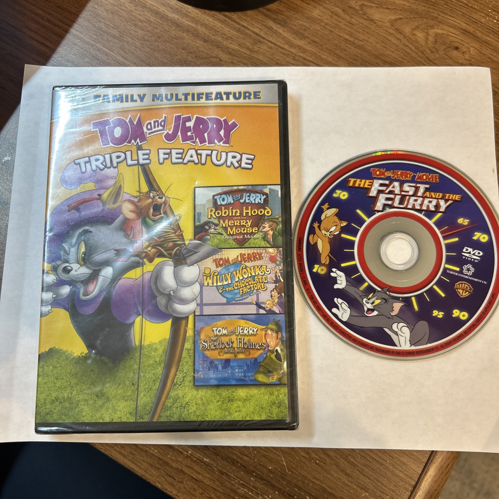 Tom and Jerry Triple Feature Sherlock Holmes Willy Wonka Robin Hood DVD Bonus