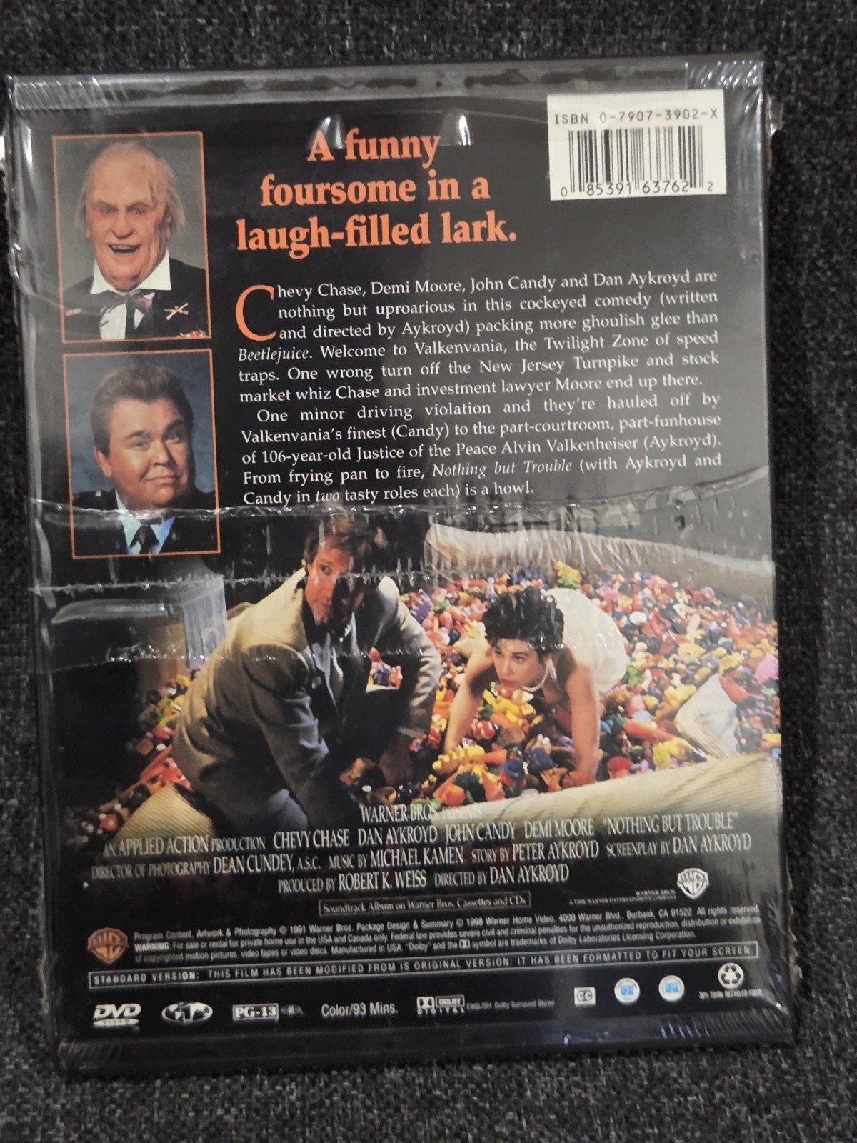 Nothing But Trouble DVD Dan Aykroyd Chevy Chase New Sealed