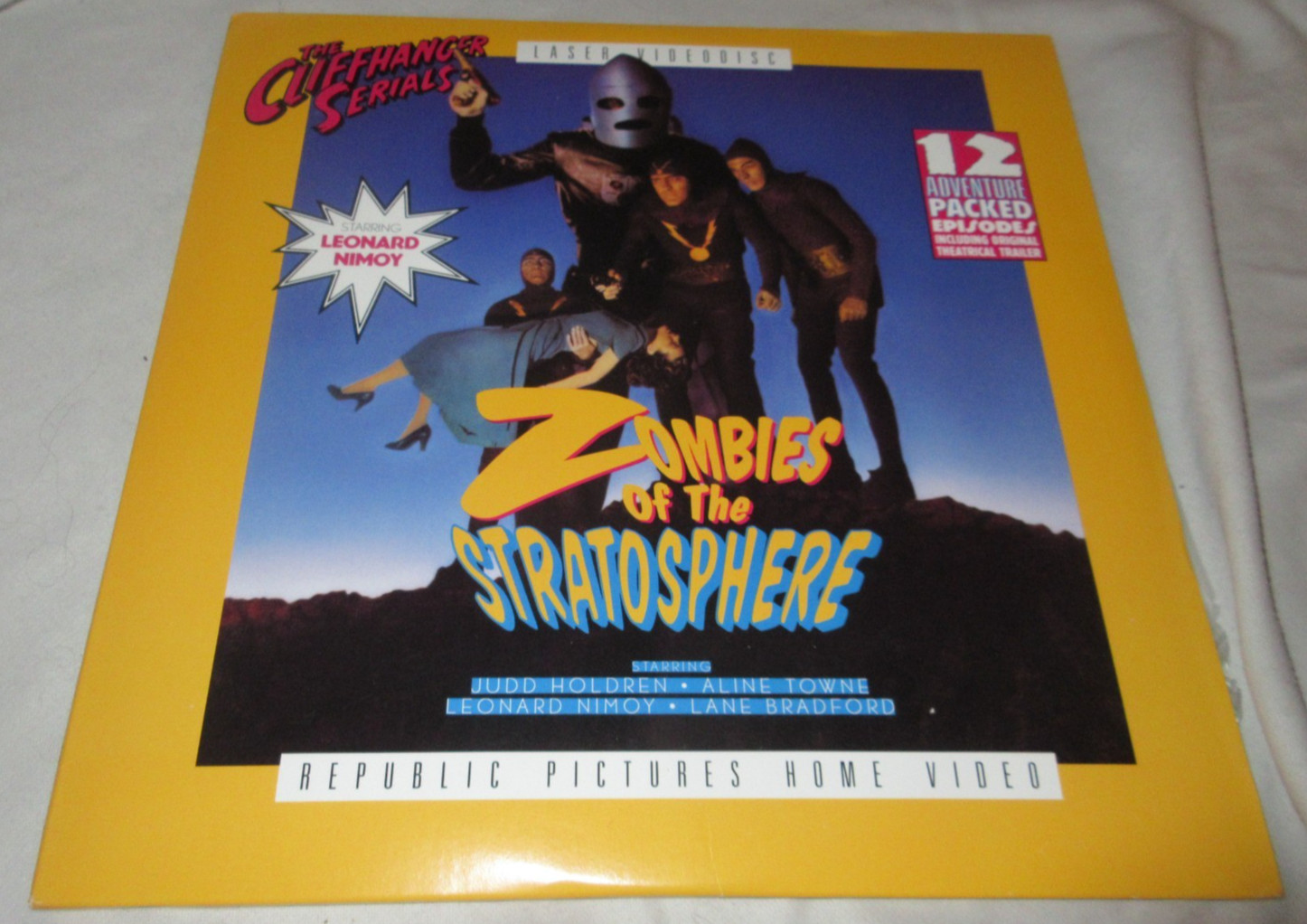Zombies Of The Stratosphere (1952) LASERDISC 12″ Sci-Fi Serial Leonard Nimoy