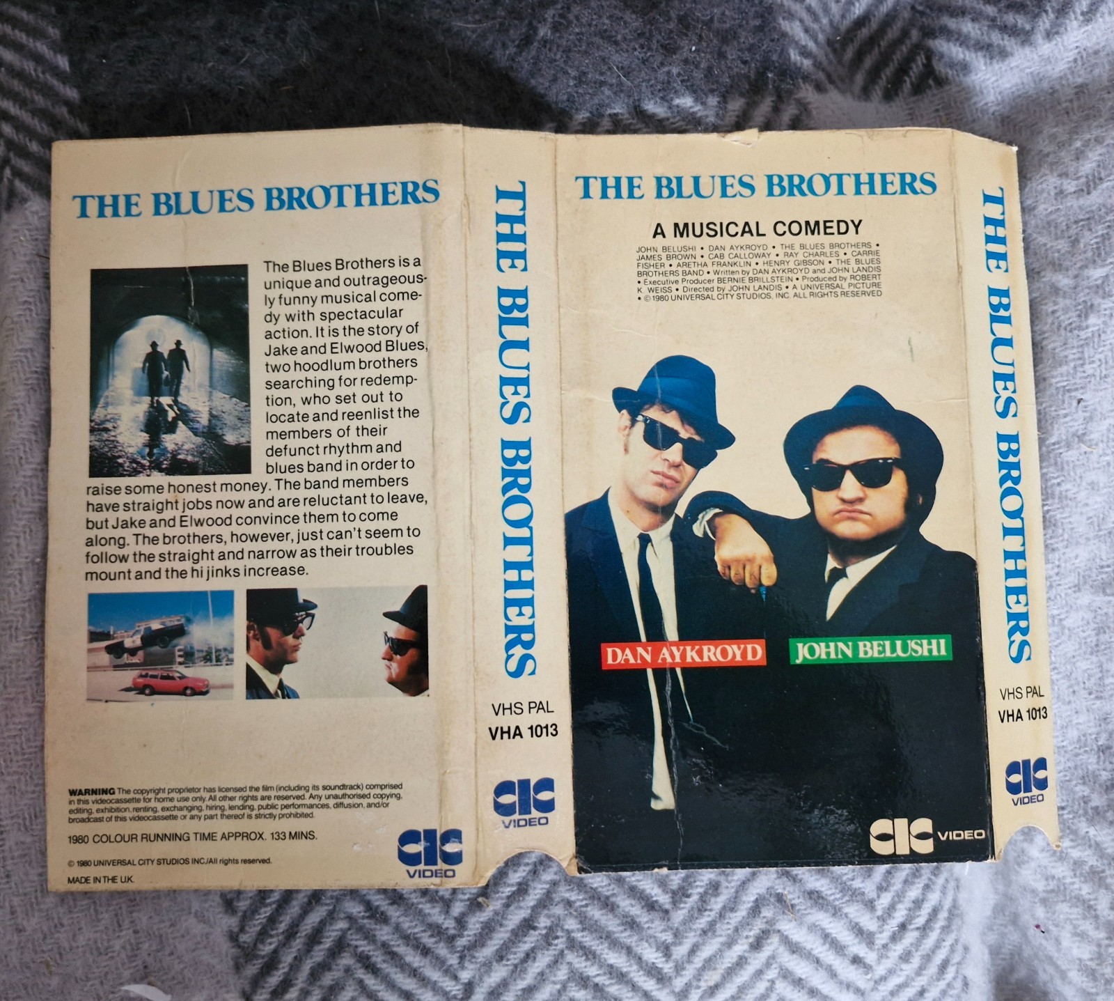 THE BLUES BROTHERS VHS CIC Video pre cert 4 sided cut carton 1st release