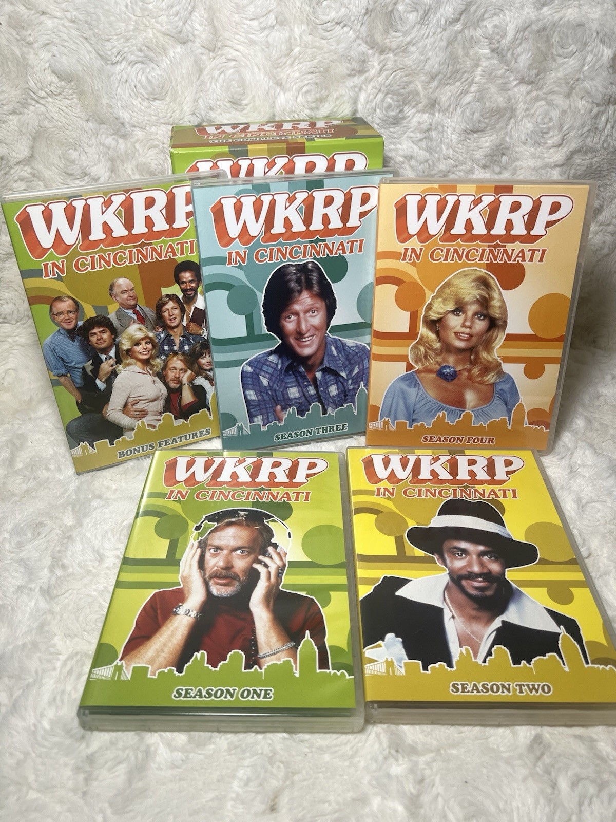 WKRP in Cincinnati: The Complete Series (DVD) Seasons 1-4 Plus Bonus DVD Nice!